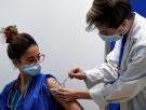 La epidemia avanza en España más rápido que la vacunación