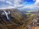 La ruta mágica que te llevará hasta las mejores vistas de la cascada más alta de España