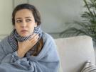 El dolor de garganta llega con el temporal de frío: ¿qué tomar para aliviarlo?