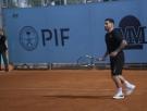 Ilia Topuria se pone a jugar al tenis, le gritan "paquete" y lo que pasa después es mejor verlo