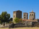 La iglesia de un pueblito de Cáceres que esconde el escudo tallado del Athletic de Bilbao