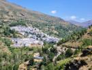El pueblo de Granada famoso por sus jamones donde se 'asentaron' los tres cerditos