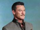 El actor Luke Evans habla de España de una forma que enamora: dice una frase para grabar en una camiseta