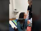 Van a un Airbnb y al ver en qué consiste el “baño privado” casi les da algo