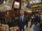 Feijóo acusa a Sánchez de ser "un peligro para la democracia" y el presidente le afea seguir "enfurruñado" por el 23-J