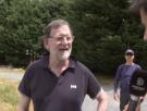 Preguntan a Rajoy, en medio del Camino de Santiago, por todo lo del PSOE y da la respuesta más Rajoy posible