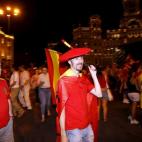 Los colores del triunfo español: rojo, amarillo, rojo