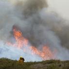 Los servicios de extinción llevan desde el sábado luchando contra las llamas