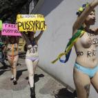 El colectivo feminista FEMEN, que protesta siempre sin camiseta, en Sao Paolo (Brasil).