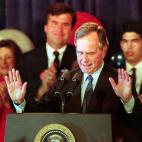 U.S. President George Bush concedes the election on Nov. 3, 1992 after losing to President-elect Bill Clinton. (BOB DAEMMRICH/AFP/Getty Images)