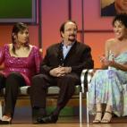 En 2002,  junto a la cantante Rosa López (izquierda) y Nina, entonces directora de la "academia" del programa Operación Triunfo.