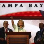 Ann Romney, mujer del candidato presidencial republicano Mitt Romney, da un discurso en la Convención Nacional republicana celebrada en Tampa, Florida, EE.UU. este martes 28 de agosto de 2012. Este es el primer día en el que se celebra la conv...