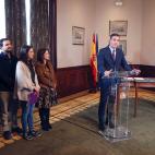 PSOE y Unidas Podemos firman un acuerdo de Gobierno progresista
