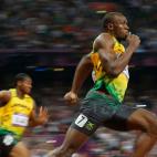 9 agosto 2012 Usain Bolt gana la final de los 200 metros en 19"32 y se alza con el oro. Tras él, Yohan Blake, plata en Londres 2012.