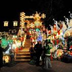 Adornos navideños en el barrio de Dyker Heights, en Brooklyn, conocida por su excesiva iluminación y decoración.