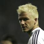 David Beckham, cuando jugaba con el Real Madrid, apareció con el pelo totalmente decolorado en San Mamés, para jugar contra el Athletic Bilbao, en 2007.