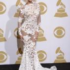 Durante la gala de entrega de los premios Grammy vestida de Michael Costello.
