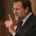 11 de mayo del año 2005. Mariano Rajoy afronta su primer Debate sobre el Estado de la Nación contra Zapatero, tras la dolorosa derrota del 2004 y la sombra de la investigación del 11-M. El aspirante, flanqueado aún por los rostros de la derr...