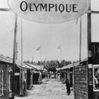 En los Juegos Olímpicos de París 1924 se construyó su primera Villa Olímpica en la que se instalaron los atletas. Frente a las rudimentarias casetas construidas a las afueras de la capital francesa los deportistas contemporáneos se instalan...