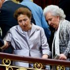Junto a la infanta Margarita en la proclamaci&oacute;n del rey Felipe VI en el Congreso de los Diputados de Madrid. 19 de junio de 2014.