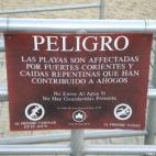 Salva Dorado:Cartel de advertencia en el paseo junto a la playa de Coney Island. Tomada en 2007 (Salva Dorado).