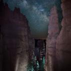 Foto: La Vía Láctea desde el cañón de Bryce (EEUU) Fotógrafo: Jason Hatfield Categoría: Viajes