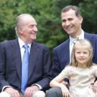 Posado oficial con el rey Juan Carlos y el príncipe Felipe en septiembre de 2012