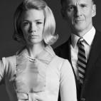 Betty Francis (January Jones) and Henry Francis (Christopher Stanley)