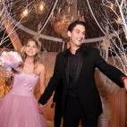 The "Big Bang Theory" star tied the knot with her tennis pro beau on New Year's Eve 2013-2014.