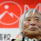 Yuichiro Miura se ha convertido recientemente en el hombre más longevo en llegar a la cima del Everest con 80 años y tras operarse del corazón y de la cadera. El anterior hombre más anciano en subir al Everest fue Min Bahadur Sherchan, a la ...