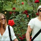 Jennifer Aniston y Brad Pitt en Granada (1999). La pareja se conoció un año antes y se casó el 29 de julio de 2000