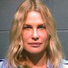 Fue arrestada en Winnsboro, Texas, el 4 de octubre de 2012 mientras protestaba por la construcción de un gasoducto.