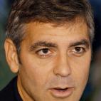 Clooney en la fiesta organizada por la HBO con motivo de la serie K Street en septiembre de 2003.