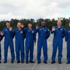 La tripulación del transbordador Atlantis. Febrero de 2008.