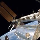 El astronauta Joseph Acaba realiza la tercera actividad extravehicular de la misión. Marzo de 2009.