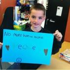 El cartel con mensaje de paz del niño fallecido en los atentados de Boston.