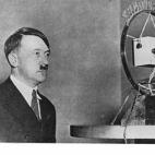Germany - 20th century - Adolf Hitler (1889-1945) - Hitler delivers a radio speech to German people (1933)