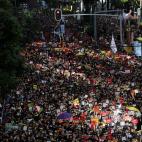 Miles de manifestantes se han echado a las calles de Hong Kong