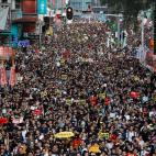 Otra perspectiva de la multitudinaria protesta en Hong Kong.