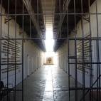 Aunque ahora es un museo para revivir la historia de este país, la prisión de Sighet fue entre 1945 y 1955 la cárcel de los intelectuales del país. Actualmente, hay datos que dicen que unas 8.000 personas perdieron la vida aquí, y no es de ...