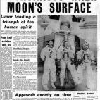 Astronautas caminan por la superficie de la Luna[21 de julio de 1969]
