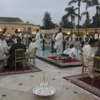 Invitados a la cena en honor al rey en el Palacio Real de Rabat.