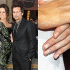 El director Wiseman le propuso matrimonio a la actriz inglesa en junio de 2003 con este anillo de diamantes por Neil Lane también en corte de esmeralda.