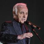Charles Aznavour, el &uacute;ltimo gigante de la canci&oacute;n francesa del siglo XX, falleci&oacute; a los 94 a&ntilde;os en el sur de Francia. El cantante galo m&aacute;s conocido en el extranjero &mdash;el 'Frank Sinatra franc&eacute;s'...