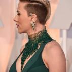QUÉ: Un corte de pelo con afeitado y mechón mohawk tras el que jamás volverá a ser considerada una Barbie. DÓNDE: En la alfombra roja de los Oscar.