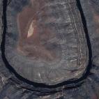 El 9 de mayo de 2004, el satélite Ikonos tomó esta imagen del Parque Nacional Gooseneck en Utah, Estados Unidos.