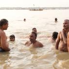 Los hind&uacute;es consideran que el Ganges se purifica a s&iacute; mismo por su car&aacute;cter sagrado.