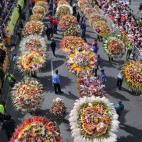 No basta con tener una diversidad étnica espectacular; también hay que celebrarla. Colombia acoge los mayores festivales de teatro (Festival Iberoamericano) y de salsa y el mayor desfile floral (la Feria de las Flores, en Medellín) del mundo....
