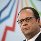 El presidente francés Francois Hollande en la rueda de prensa que se ha dado al final de la cumbre del G7, en Kruen, cerca de Garmisch-Partenkirchen, al sur de Alemania.