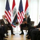 Obama tiene un encuentro con el primer ministro iraquí, Haider al-Abadi, durante la cumbre del G7.